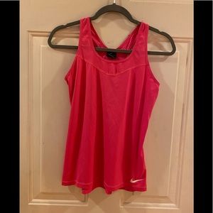 Nike dri fit-Medium